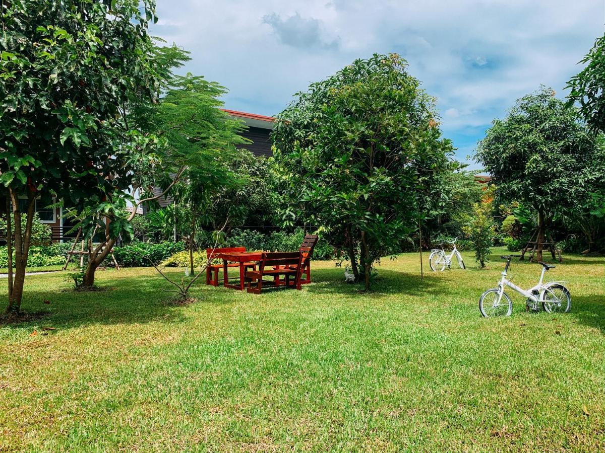 Baansuanklaiklungbangkrachao บ้านสวนใกล้กรุงบางกะเจ้า Phra Pradaeng Ngoại thất bức ảnh